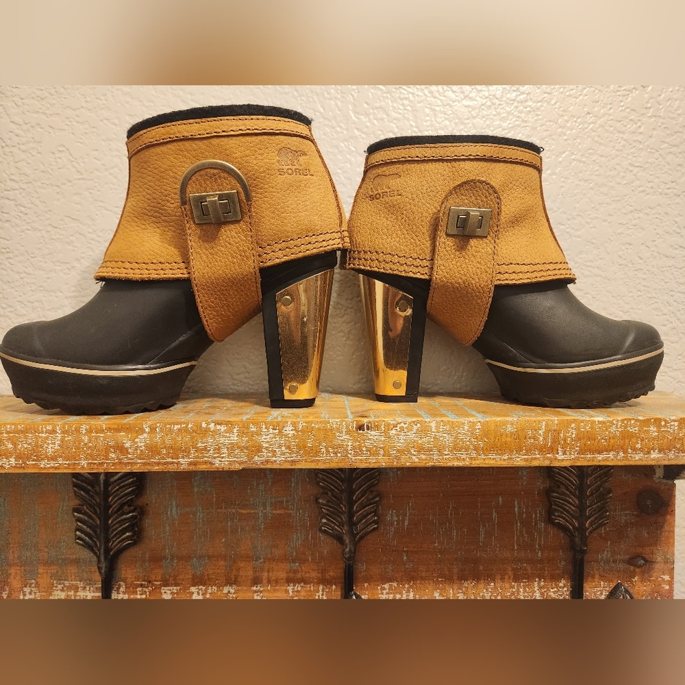 Sorel Medina Rain Boots
